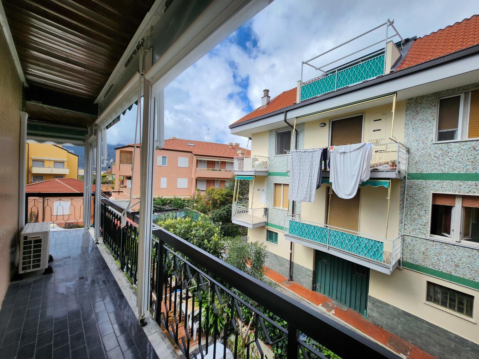 ロアーノ700M Dal Mare Bilocale Con A/C, Ampio Balcone E Wi-Fiアパートメント エクステリア 写真
